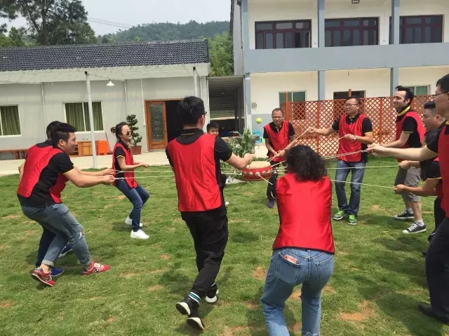 “向妄想启程” J9集团销售团建活动美满开放