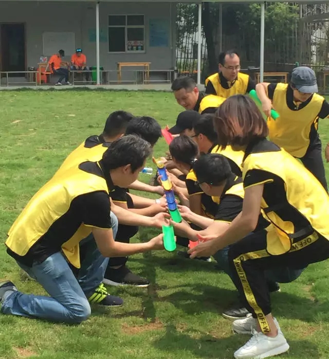 “向妄想启程” J9集团销售团建活动美满开放